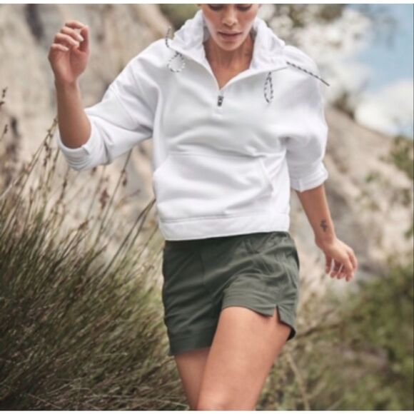 Athleta Trekkie North Short Size 12 - Picture 1 of 10